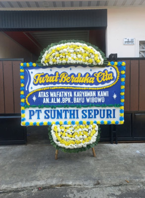 Papan Bunga Duka di Madidir Ure