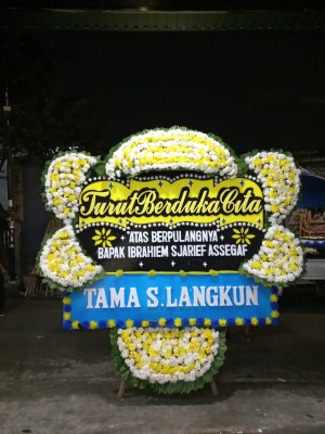 Papan Bunga Duka di Madidir Ure
